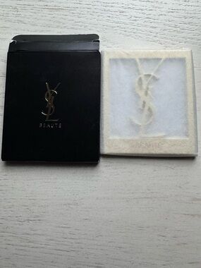Yves Saint Laurent (YSL) Beauté Compact mirror in its box - Blk and gold
